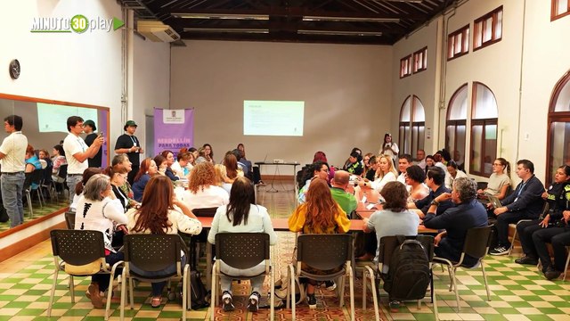 Medellín fortalece atención frente a la violencia digital contra mujeres y niñas