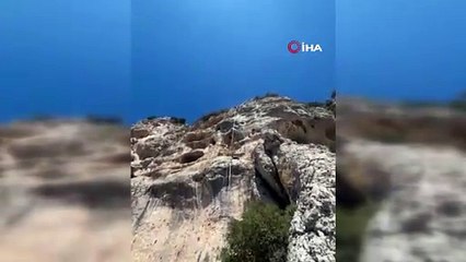 Yaramaz keçi 72 metrelik uçurumdan kurtarıldı!