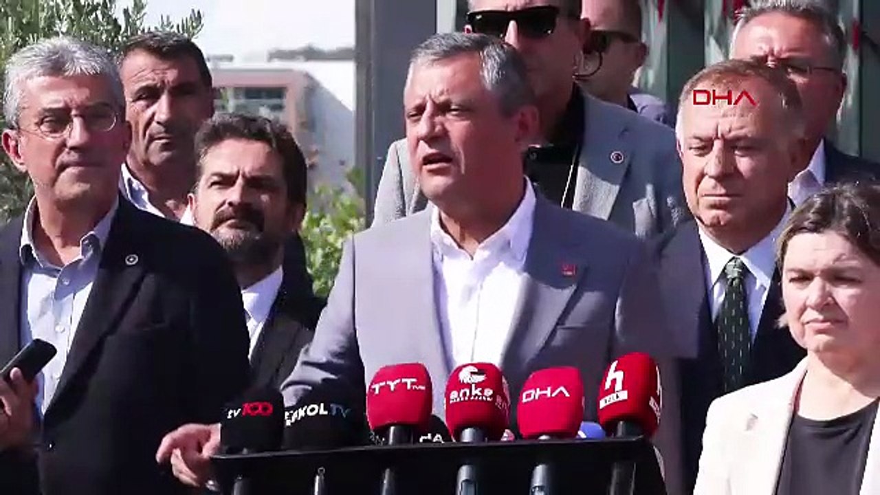 İstanbul- Özgür Özel, MYK toplantısı öncesi açıklamalarda bulundu