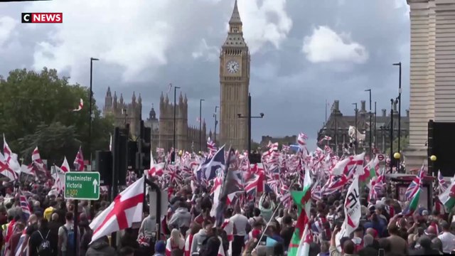 Royaume-Uni : plus de 110.000 personnes réunies à Londres à l'appel du militant d'extrême droite Tommy Robinson