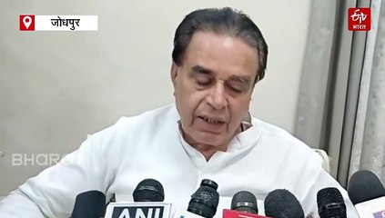 'आरोपों का स्तर इतना नहीं गिराएं कि समाज के सामने नहीं जा सकें', कैमरा विवाद पर जोगाराम पटेल ने कसा तंज