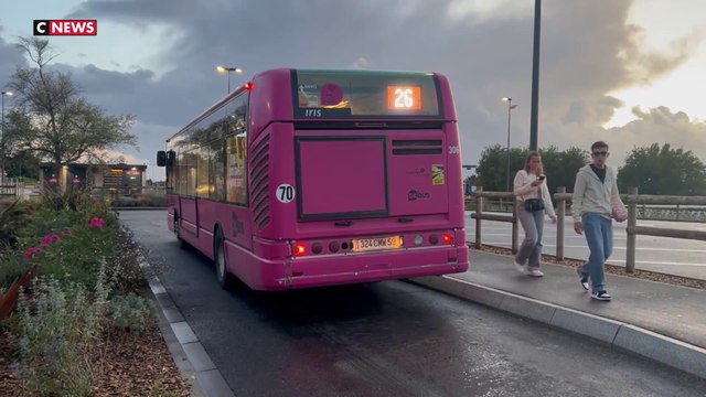 Immigration : à Gravelines, les migrants empêchent les élèves de prendre le bus par manque de place