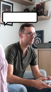 Toujours la même quête : “Papa, j’ai faim !” 🍽️Ma grande a la dalle partout et tout le temps 😅.Pas toujours top régime (désolé aux parents parfaits 😏).J’en ai fait un montage RPG 🎮 : seul·e·s les vrais auront la ref… et le chiffre exact 👀.