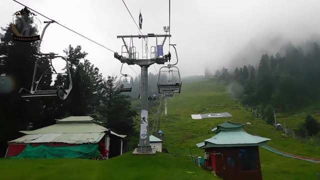 Malam Jaba Swat Valley | Snowfall, Chairlift, Skiing & Travel Vlog Pakistan