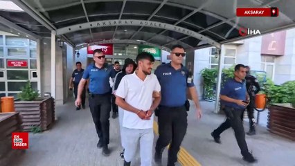 Aksaray'da Tutuklanınca gazeteciye öpücük atıp 'Zeki Müren'e selam' dedi