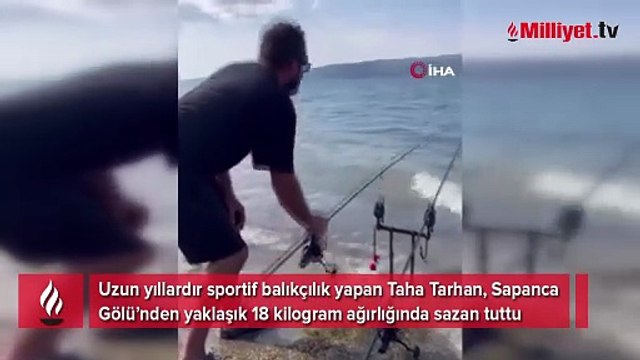Sapanca Gölü’nde şok anlar! Oltaya takılan dev şaşkına çevirdi