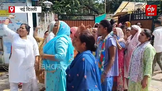 भारत-पाकिस्तान मैच पर गुस्सा! दिल्लीवाले बोले- पाकिस्तान अटैक करता है, भारतीय क्रिकेट टीम क्यों खेल रही?