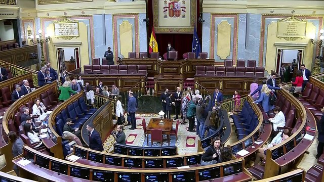 Congreso avanza esta semana en la reforma para que funcionarios puedan jubilarse a los 72 años