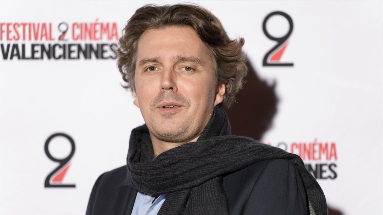 GALA VIDEO - Alex Vizorek en couple avec une femme “plus âgée” : ses rares confidences sur sa vie sentimentale