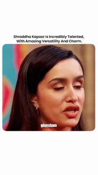 ACCENTS ON POINT, HEART EVEN LOUDER!✨ Keywords: shraddha kapoor, british accent, french accent, accents, diction, impressions, versatile actor, candid moment, articulation, confidence, bollywood, reel trend, wholesome vibe #glamsham #shraddhakapoor #ac