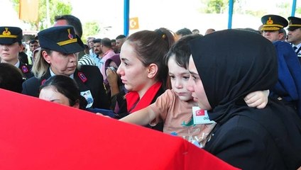 Kazada şehit olan Uzman Çavuş Yücel Yeşil son yolculuğuna uğurlandı