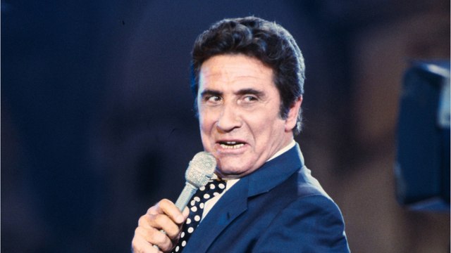 GALA VIDEO - Gilbert Bécaud, sa fille Emily pousse un gros coup de gueule : “Papa n’a pas la place qu’il mérite”