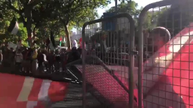 Cargas policiales en el Paseo de Prado