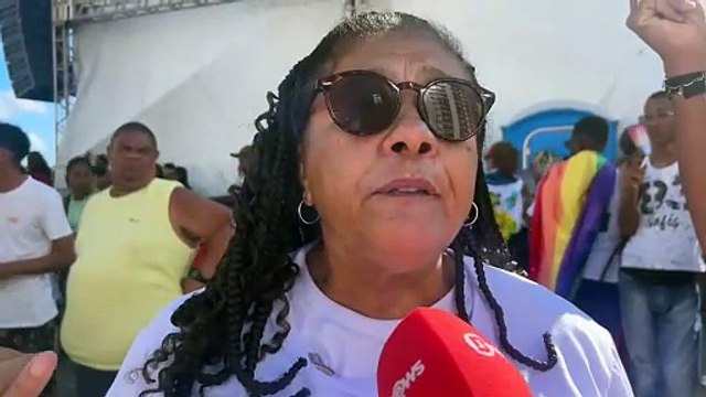 Vereadora Marta Rodrigues defende o respeito para “ todos, todas e todes”, durante a 22ª Parada do Orgulho LGBT+