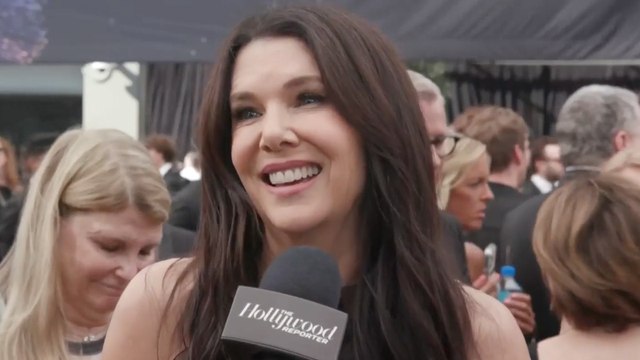 Lauren Graham Talks Reuniting With Her 'Gilmore Girls' Cast at the Emmy Awards | Emmys 2025