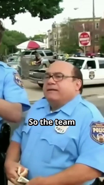 Danny Devito just wanted to prove he was a freak! #dannydevito #itsalwayssunny