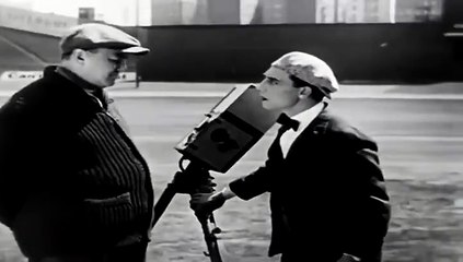🎬 Buster Keaton – The Cameraman (1928) | Silent Comedy Masterpiece 📽️🎭