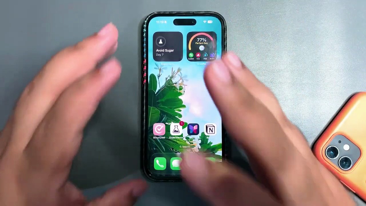 iOS 26 WARNING - Watch Before You Update