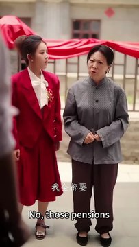 The story ends with her fiancé doting on his best friend's widow, leaving her completely ignored. Having given up hope, she decides to focus on her career. However, the cold-faced pilot, who has been secretly in love with her for a long time, suddenly con