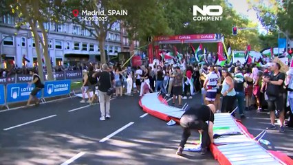 Des manifestants pro-Palestine interrompent la dernière étape de la Vuelta à Madrid