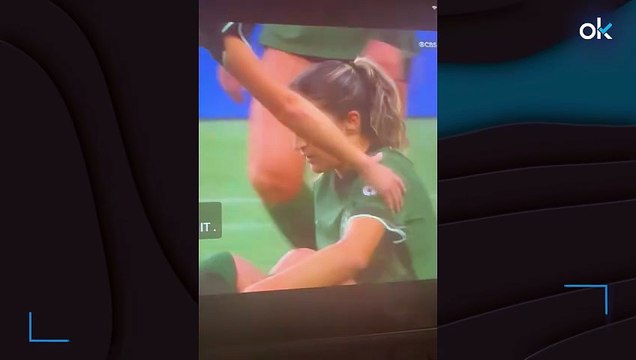 La futbolista Savannah DeMelo se desploma en pleno partido
