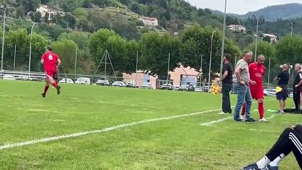 LA VIDÉO D'UN CHANGEMENT DE JOUEURS MATCH COUPE RENÉ GIRAUD USSM SASA VS AS DU PIC DIMANCHE 14 SEPTEMBRE 2025