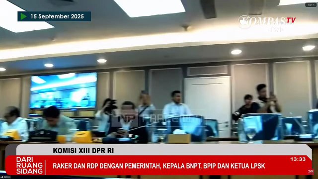 Kelakar Menteri Natalius Pigai di Rapat DPR: Saya Ini Gerindra Tapi Tak Punya KTA