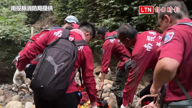 鹿谷東照山傳迷路墜谷！獨攀男脊椎受傷 消防馳援脫困