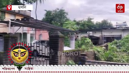 দুর্গার বাঁ-দিকে গণেশ; 400 বছরের পুজোয় শত্রু বলির প্রচলন চক্রবর্তী পরিবারে