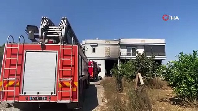 Serik’te evin altındaki depoda çıkan yangın korkuttu