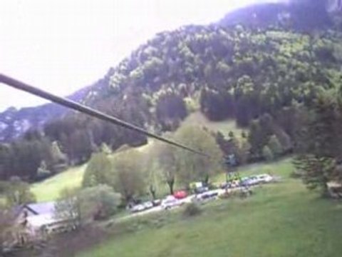 parcours aventure saint nizier : une des tyroliennes