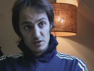 Fabrizio Rongione : Un regard lunaire et confiant 🌙