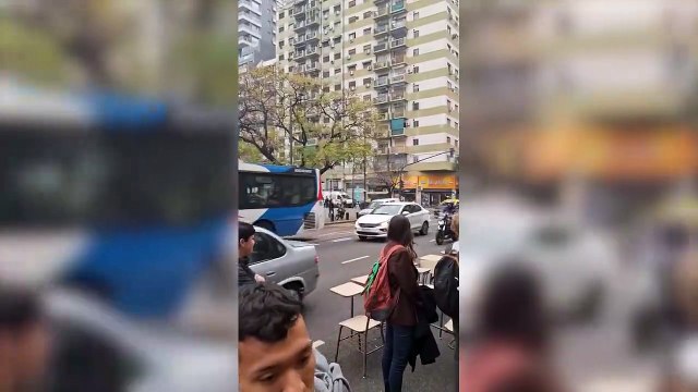 Bocinazos en la clase pública de Económicas UBA