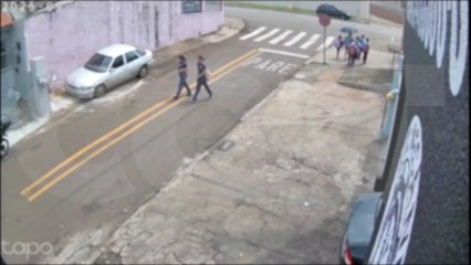 Câmera registra momentos antes do atropelamento de crianças no Brasmadeira