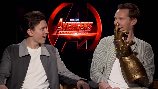 Watch The Avengers Infinity War Cast Go Nuts When Given Thanos' Infinity Gauntlet