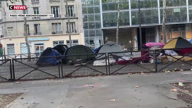 Paris : les habitants du 19e arrondissement excédés par l’installation des camps de migrants