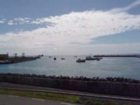 Blocage du Port Est par les pêcheurs réunionnais