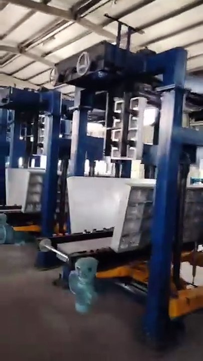 خط إنتاج الثلاجة المستعملة ، خط رغوة الخزانة المستخدم وهو وظيفة عامة