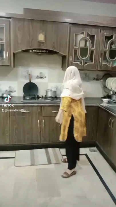 Zindagi tehs nehs