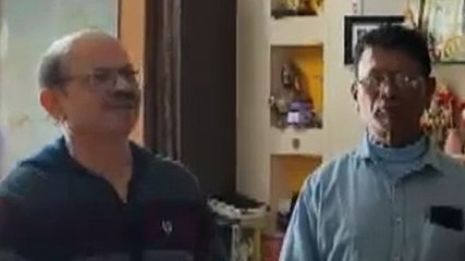 फर्जी  रेड वारंट दिखाकर डॉक्टर से लूट