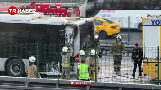 Sıradan bir İstanbul sabahı: CHP'li İBB'nin bakımsız metrobüsü alev aldı! Yolcular korku dolu anlar yaşadı