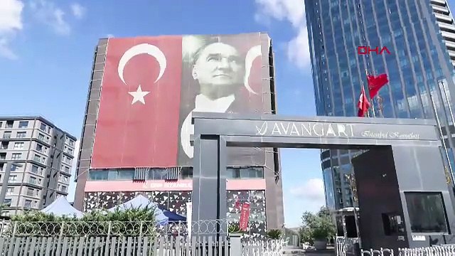 İstanbul - Gürsel Tekin CHP'nin Sarıyer'deki eski İl Başkanlığı binasında