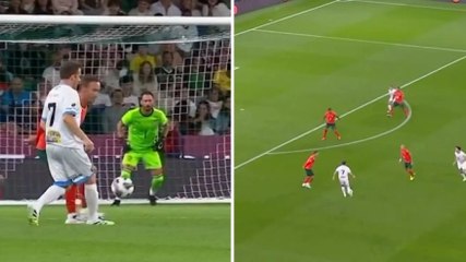 Del Piero, classe senza tempo: mette in porta Owen così