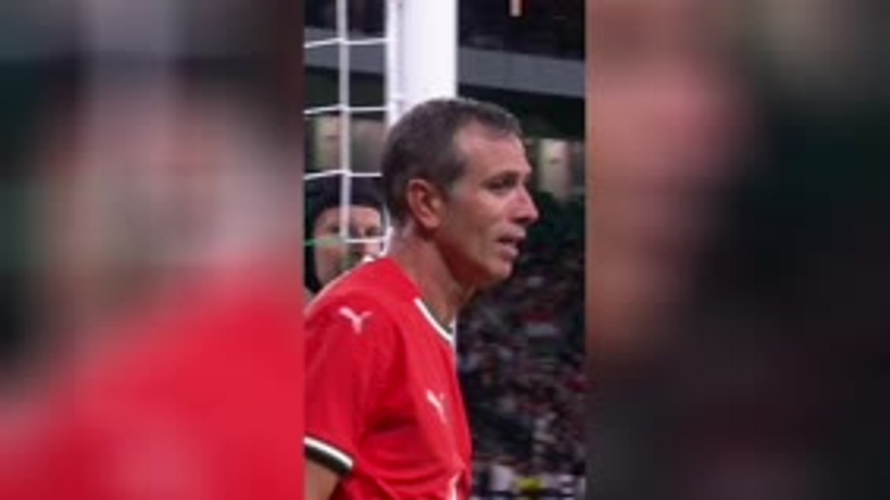 Pauleta déploie toujours ses ailes