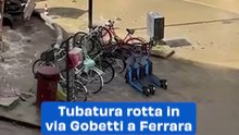 Tubatura rotta in via Gobetti a Ferrara