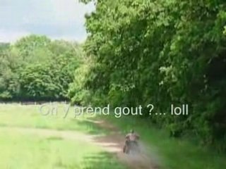 Sebus prête son quad à Sésé.....