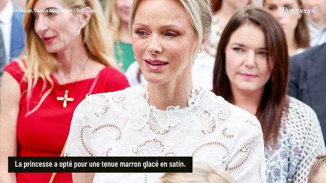 Charlene de Monaco divine dans un look satiné, clin d'oeil à un homme qui a compté pour elle : une autre figure du clan brille à ses côtés