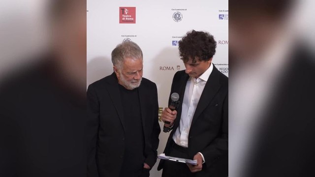 Gabriele Lavia al premio «Maschere del Teatro»: «Io interprete di tutto tutto lo scibile? Non ho fatto ogni spettacolo che vorrei. E ho un'idea...»
