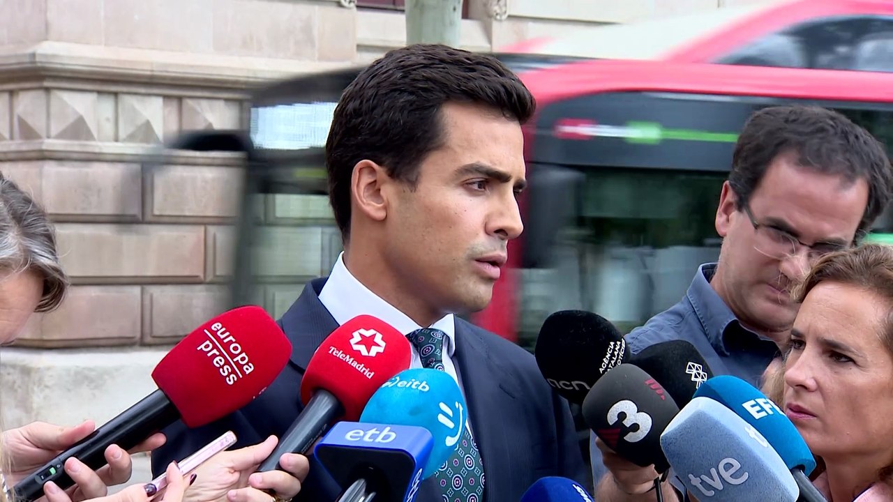 Defensa de 'la manada de Castelldefels' dice que algunos saldrán en libertad en "meses"