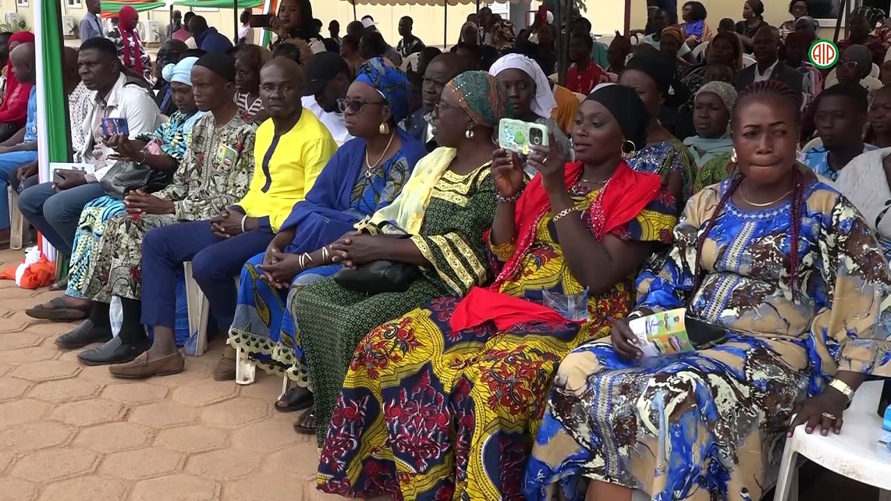 Région – BOUAKE : 650 jeunes achèvent leur formation de resocialisation et professionnelle dans les centres de service civique de Bouaké